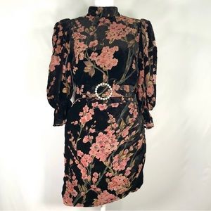 NWT Lavish Alice Floral Open Back Velvet Dress. Size 2.